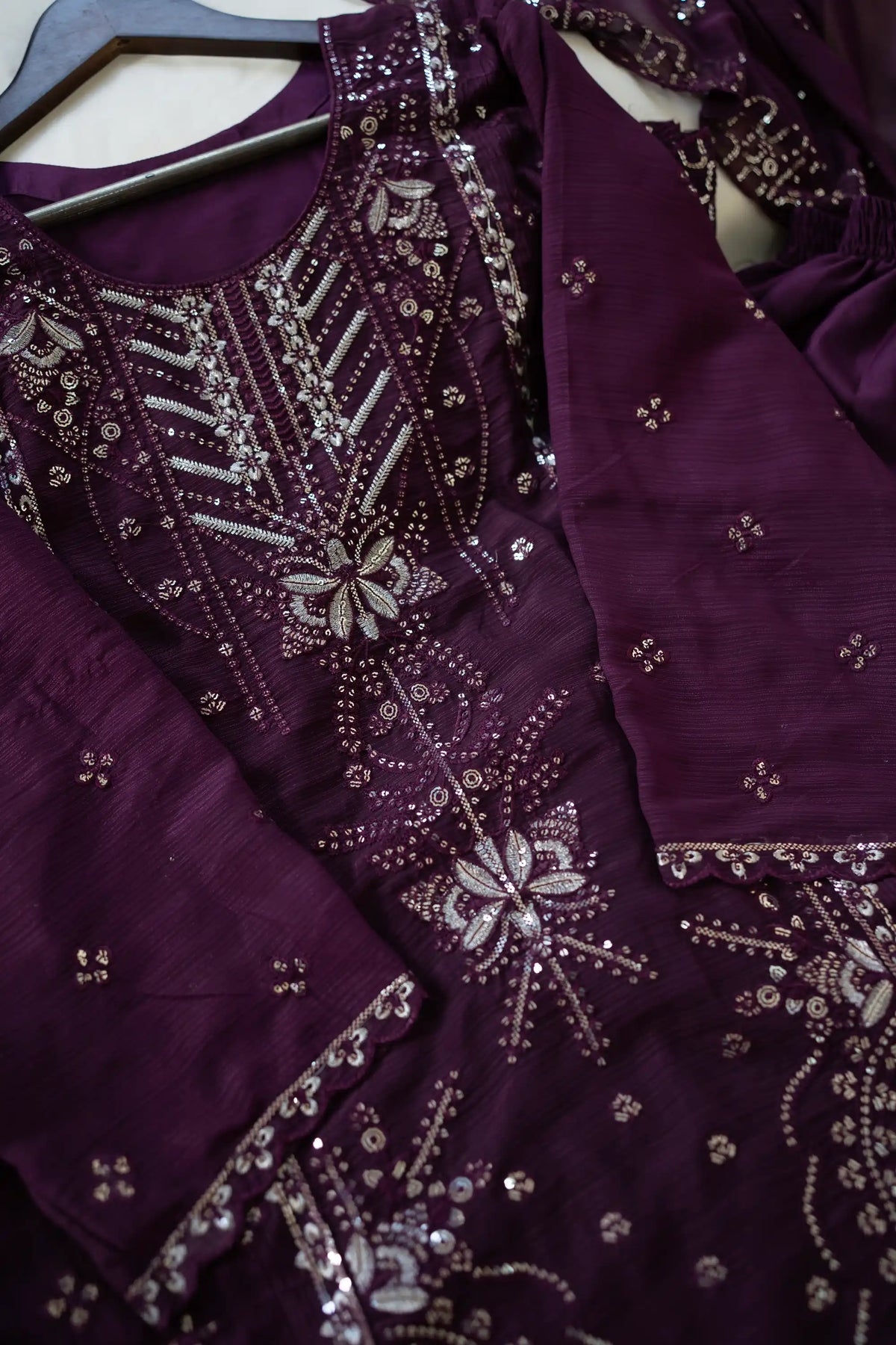 Mulberry Glow — Embroidered 3 Piece Set